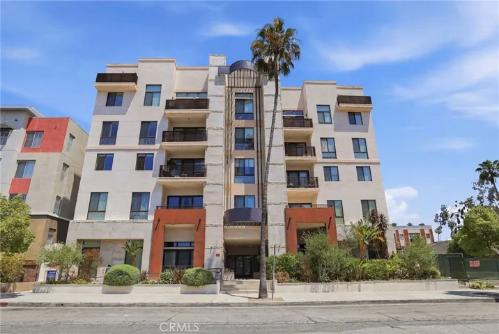 118 S Kenwood Street 407, Glendale, California 91205