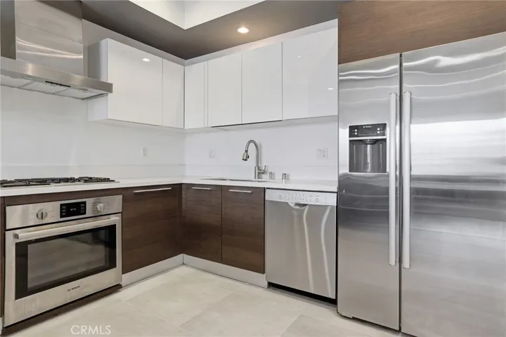 118 S Kenwood Street 407, Glendale, California 91205