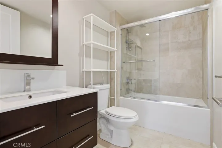 118 S Kenwood Street 407, Glendale, California 91205