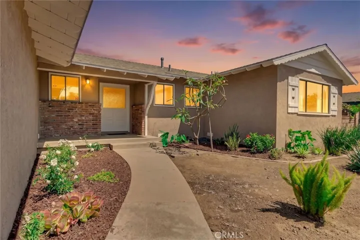 1146 N Soldano Road, Azusa, California 91702