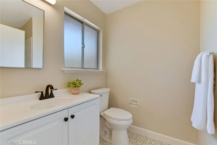 1146 N Soldano Road, Azusa, California 91702