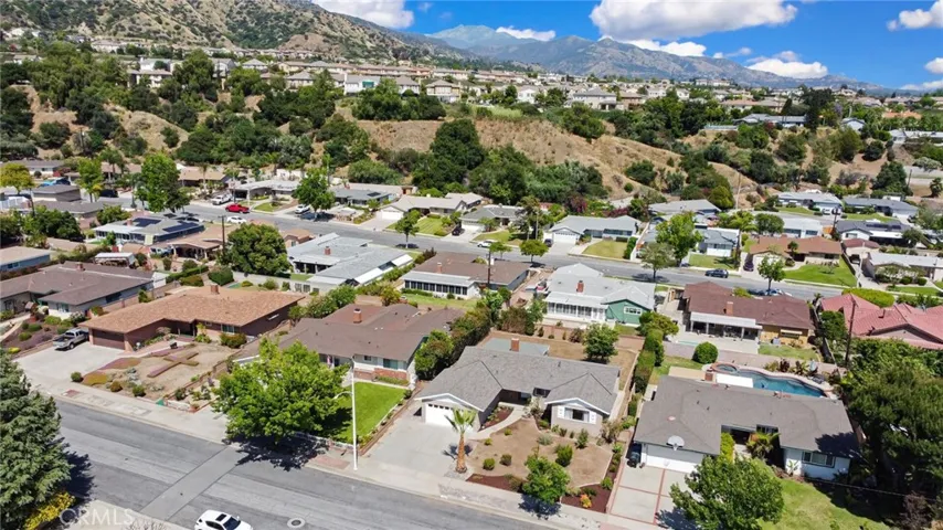 1146 N Soldano Road, Azusa, California 91702