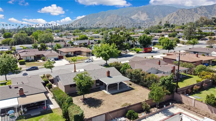 1146 N Soldano Road, Azusa, California 91702