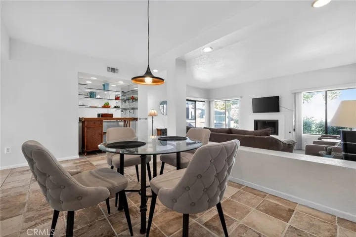 610 Violeta Drive, Palm Springs, California 92262