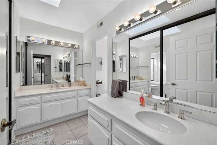 610 Violeta Drive, Palm Springs, California 92262