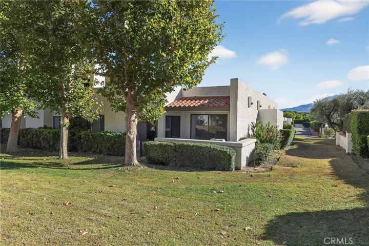 610 Violeta Drive, Palm Springs, California 92262