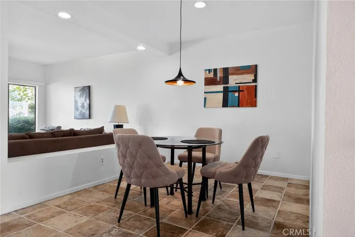 610 Violeta Drive, Palm Springs, California 92262