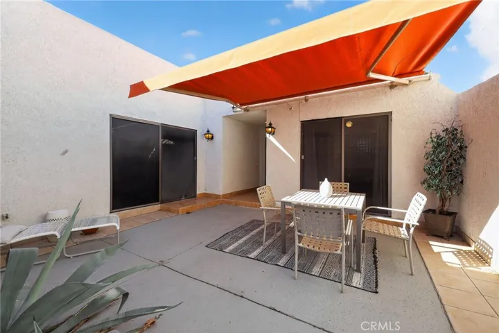 610 Violeta Drive, Palm Springs, California 92262