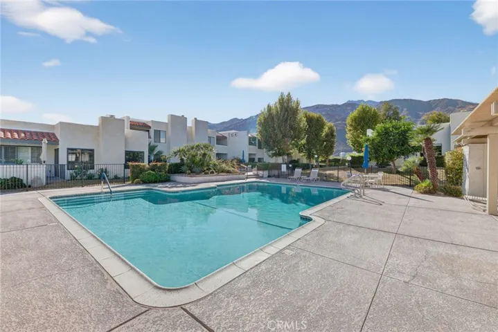 610 Violeta Drive, Palm Springs, California 92262