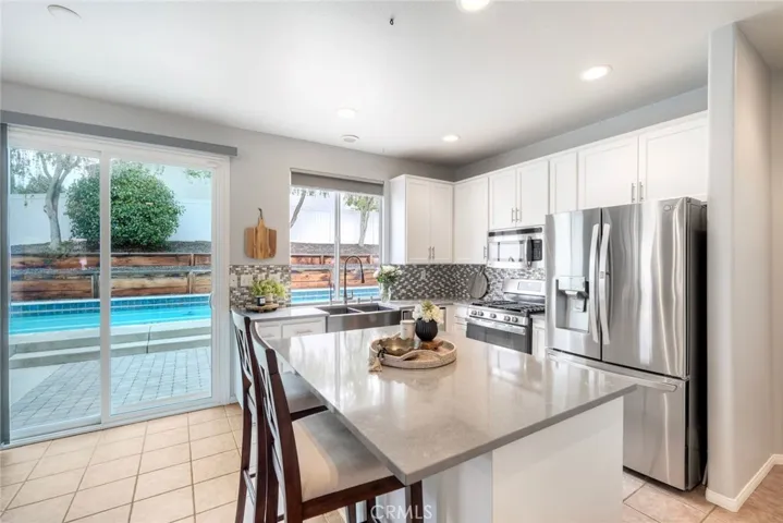 3404 Lake Circle, Fallbrook, California 92028