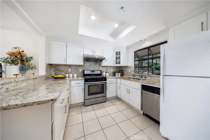 511 N Curtis F, Alhambra, California 91801
