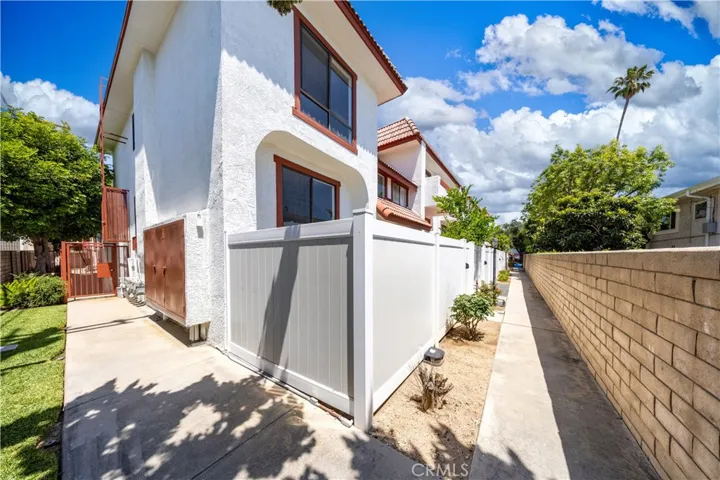 511 N Curtis F, Alhambra, California 91801