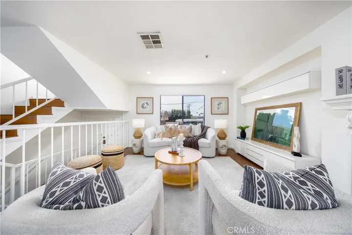 511 N Curtis F, Alhambra, California 91801
