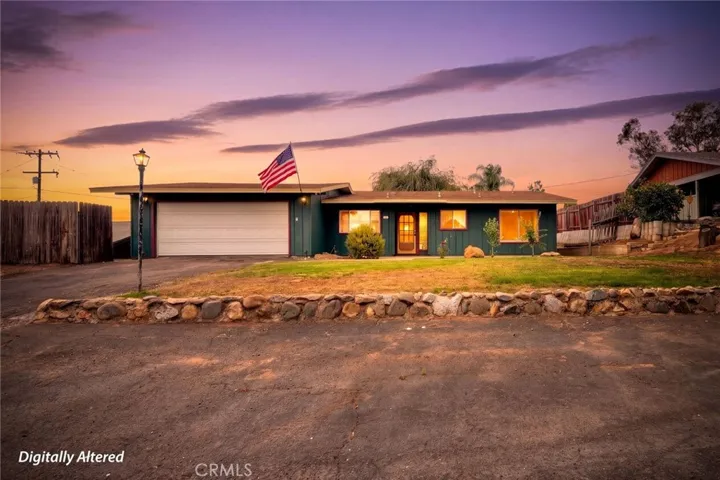 316 W Kalmia, Fallbrook, California 92028