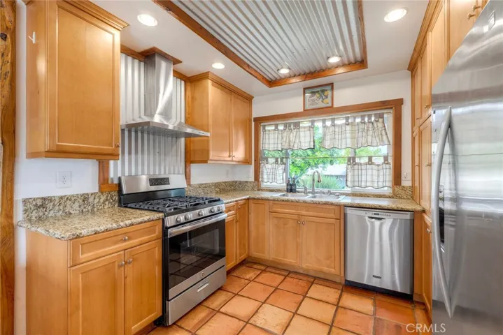 316 W Kalmia, Fallbrook, California 92028