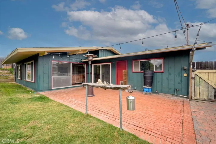 316 W Kalmia, Fallbrook, California 92028