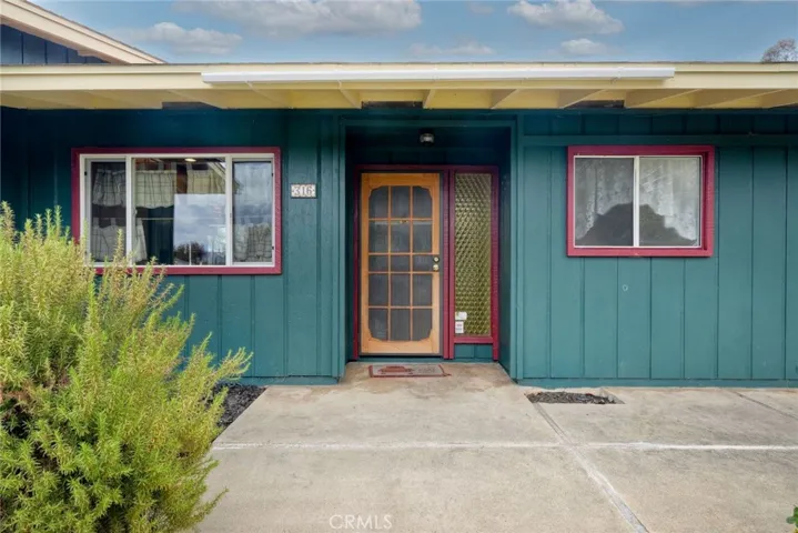 316 W Kalmia, Fallbrook, California 92028