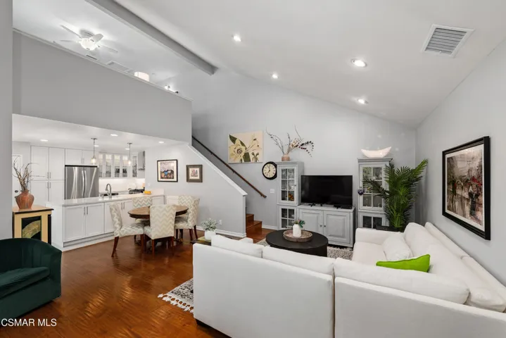 14 Hero Entryway
