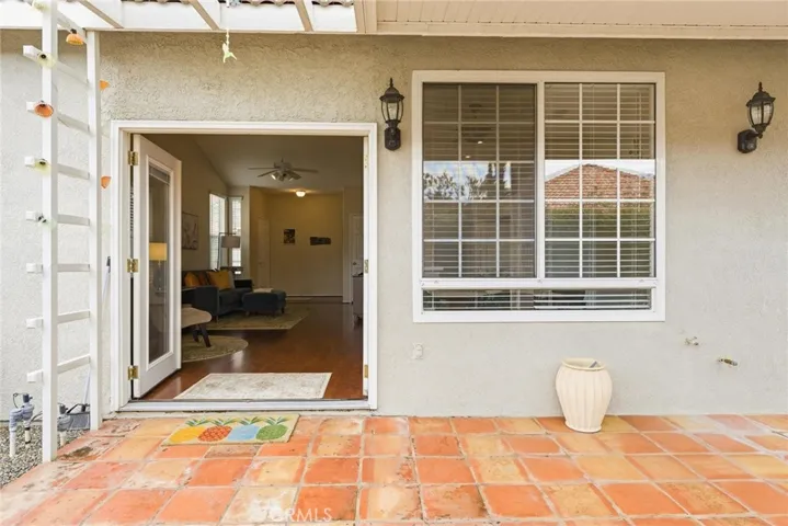 837 Rubi Court, San Jacinto, California 92583