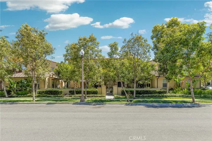24 Full Moon, Irvine, California 92618