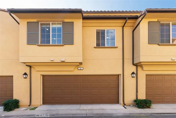 24 Full Moon, Irvine, California 92618