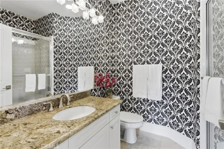 Stylishly appointed bathroom