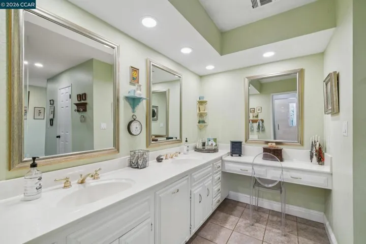 1933 Joseph Dr, Moraga, California 94556