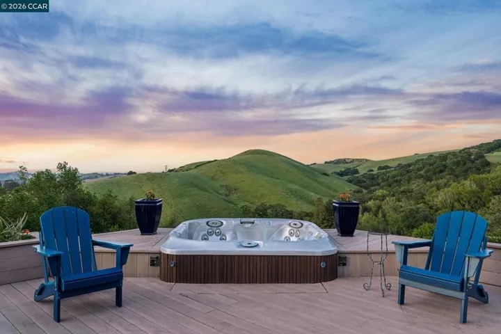 1933 Joseph Dr, Moraga, California 94556
