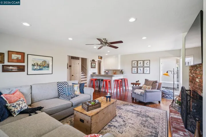 1933 Joseph Dr, Moraga, California 94556
