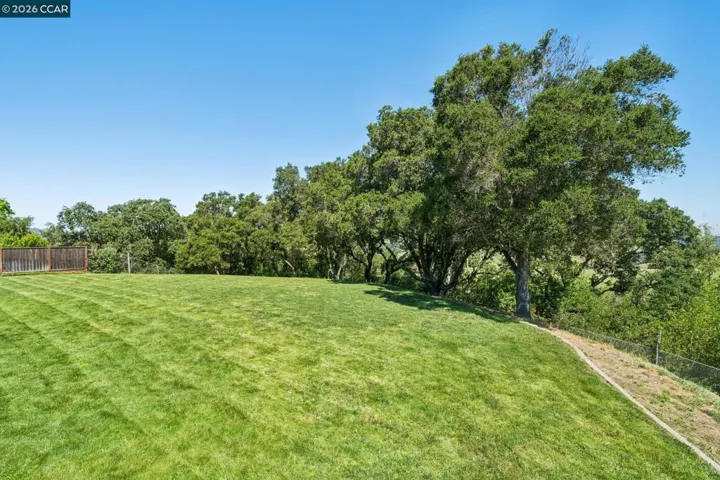 1933 Joseph Dr, Moraga, California 94556