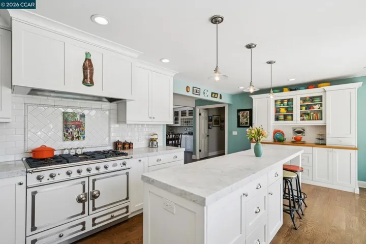 1933 Joseph Dr, Moraga, California 94556