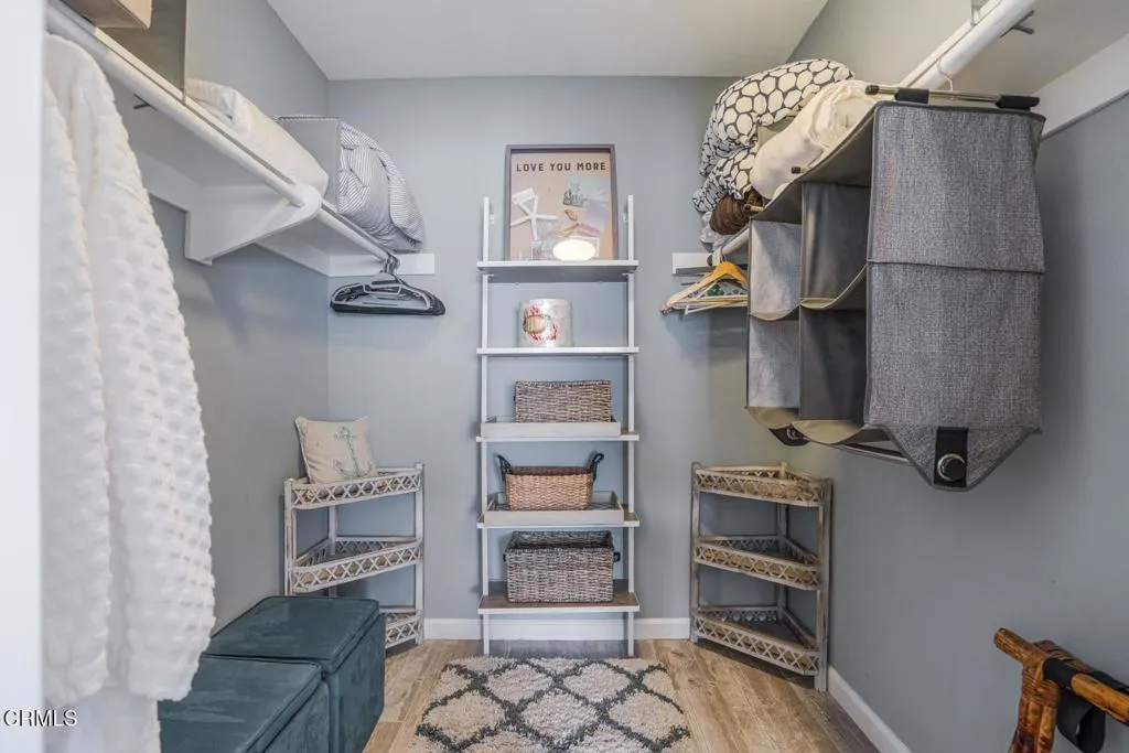 Walk-in closet