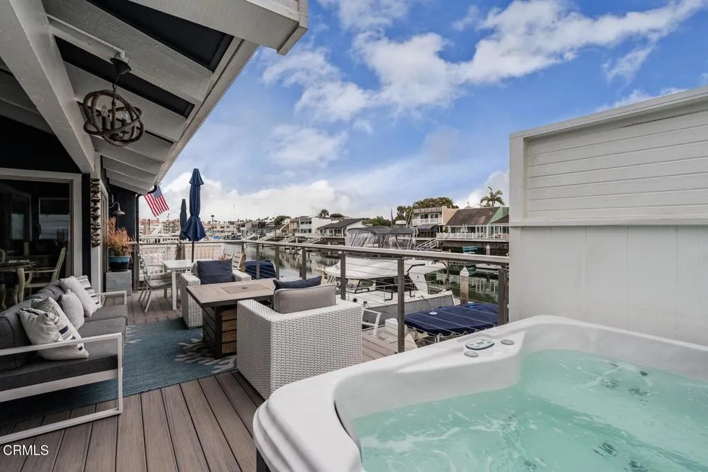 entertainer's patio