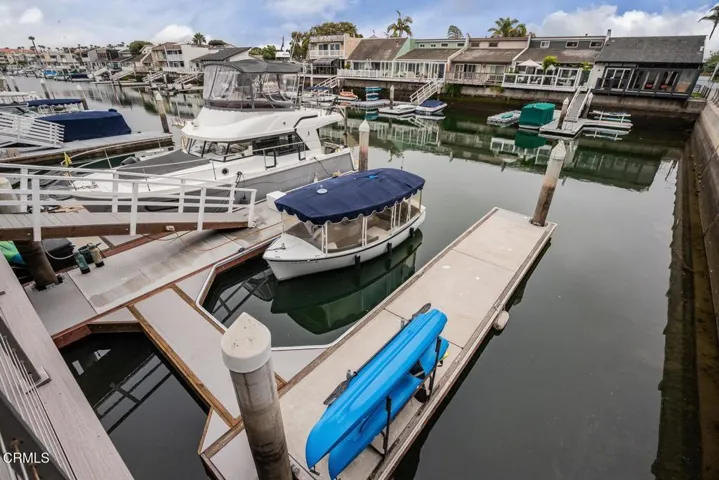3 sided docks