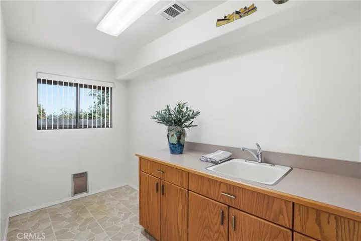 versatile pet/hobby room