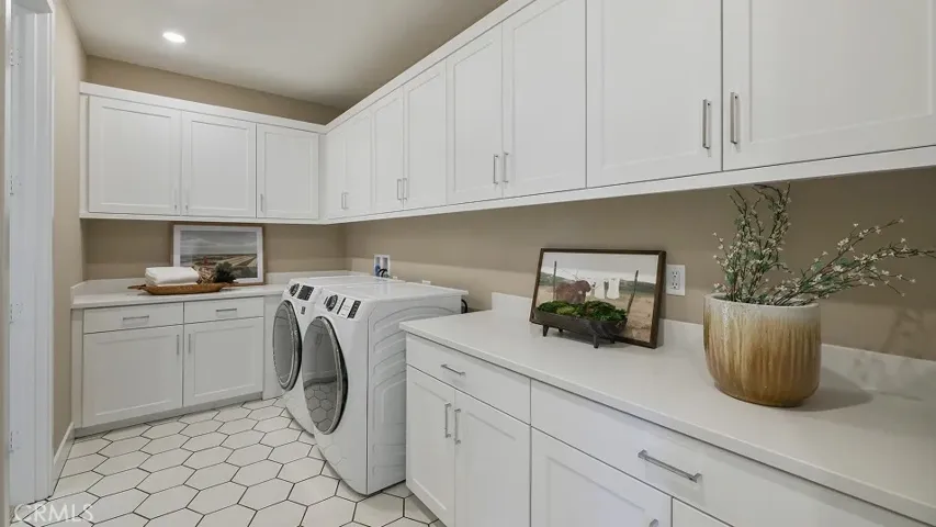 Photos shown are of model only- not actual homesite.