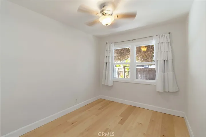 18328 Gresham, Northridge, California 91325