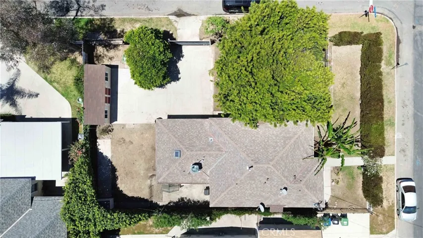 18328 Gresham, Northridge, California 91325