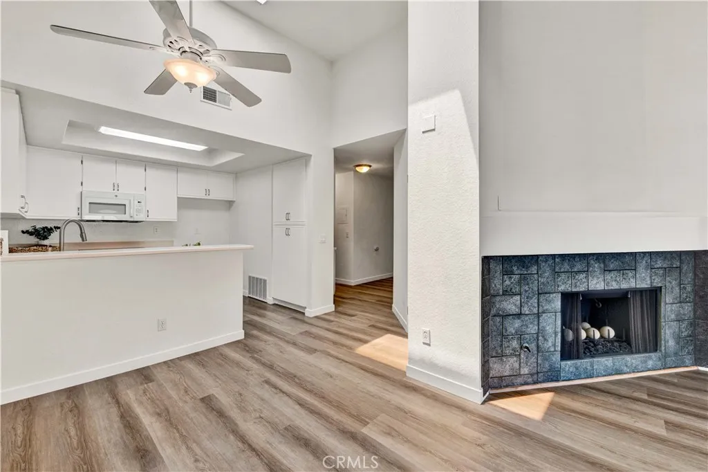 Ceiling fan and vaulted ceilings in living room