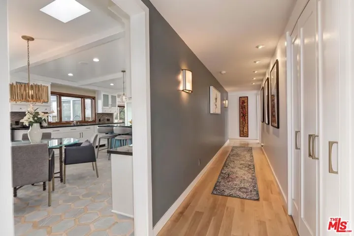 1334 Charmel Place, Pacific Palisades, California 90272