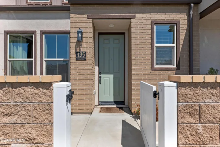 135 Farmhouse Dr - HsHProd-33