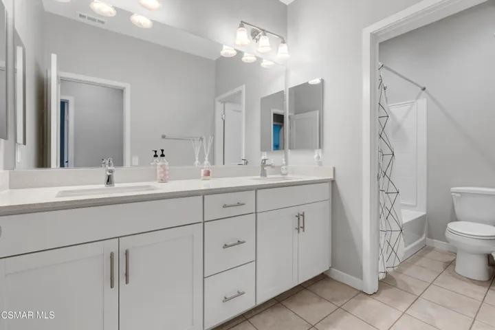 135 Farmhouse Dr - HsHProd-19