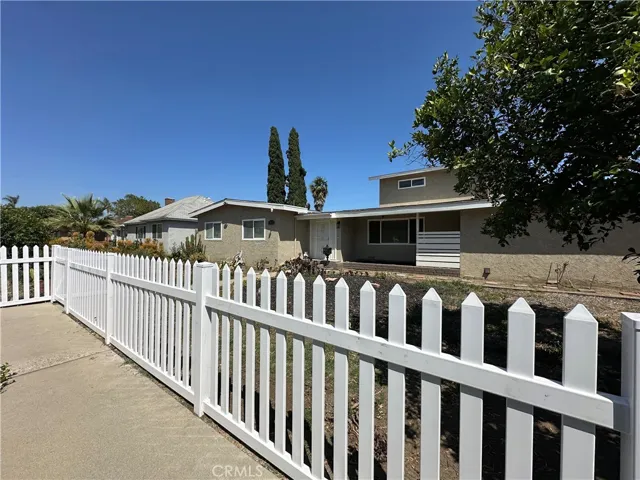 newly installed picket fence