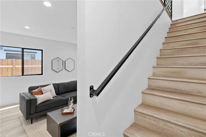 SFR STAIRS TO SECOND FLOOR