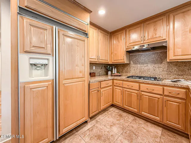 cFamily and Kitchen10