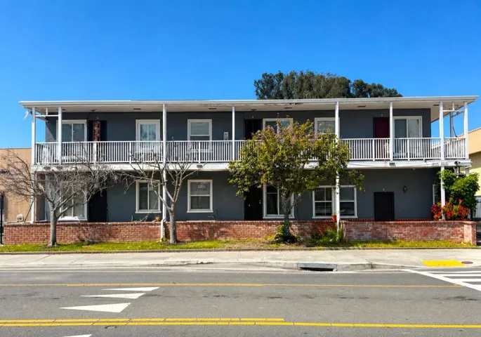 825 San Leandro Boulevard, San Leandro, California 94577