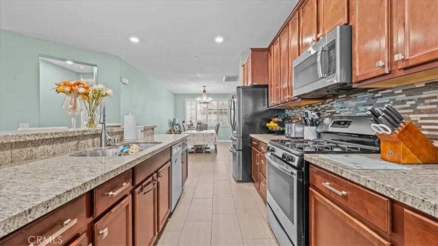 4033 Quartzite, San Bernardino, California 92407