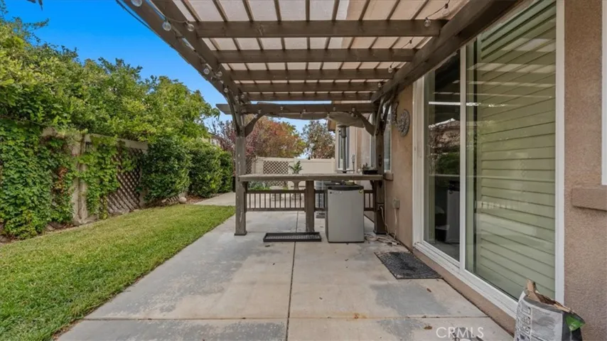 4033 Quartzite, San Bernardino, California 92407