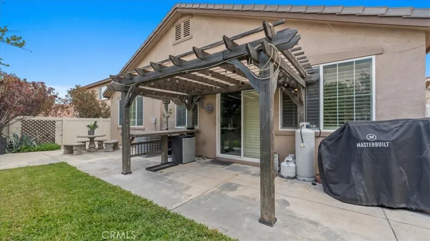 4033 Quartzite, San Bernardino, California 92407