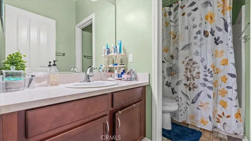 4033 Quartzite, San Bernardino, California 92407